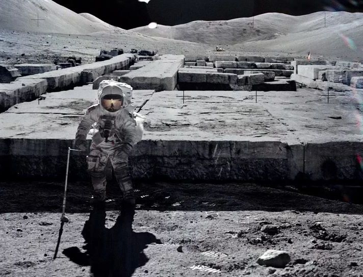lunar_station33.jpg